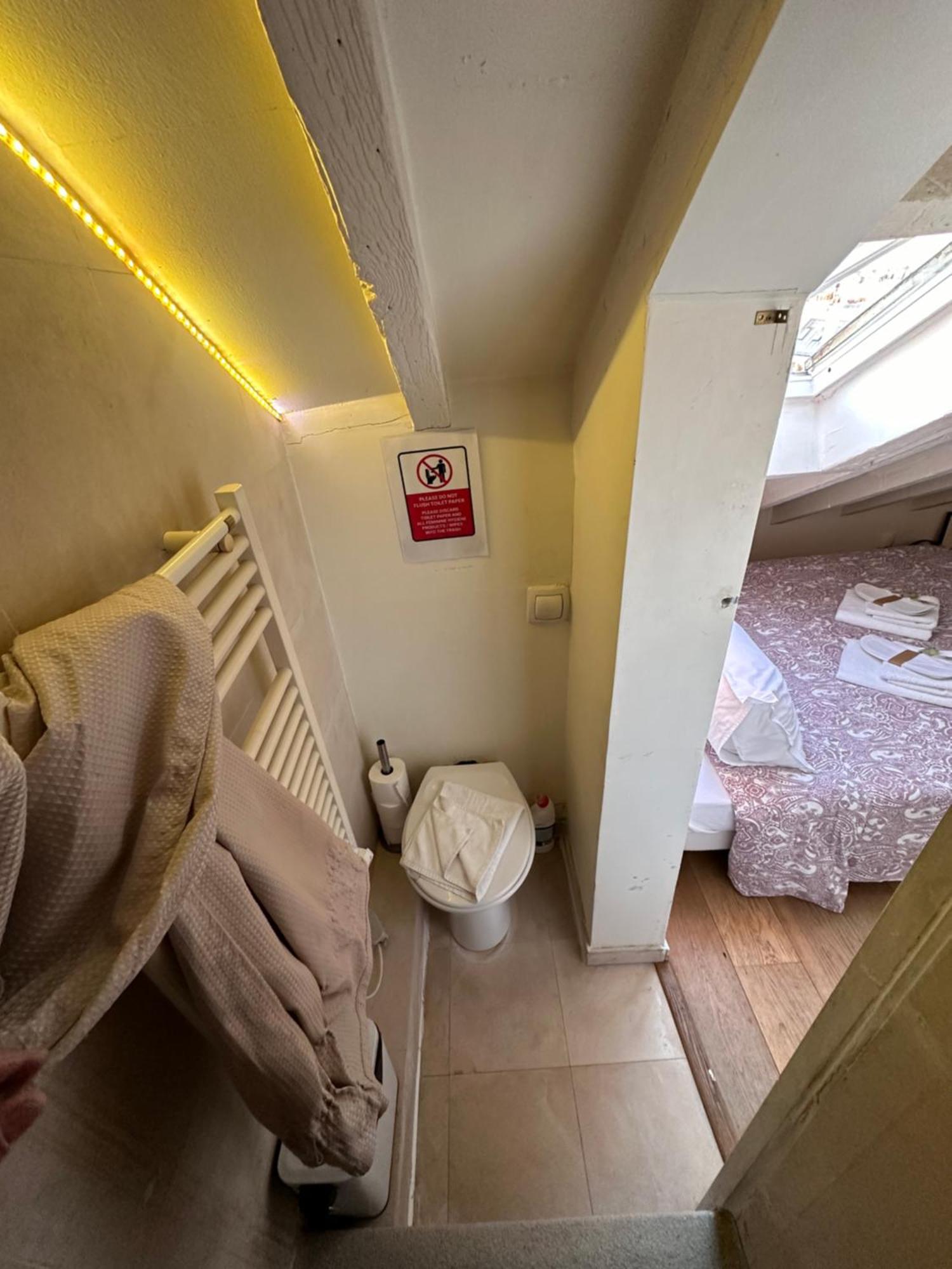 Marais Rooftop Studio - Metro Filles Du Calvaire Apartment Paris Ngoại thất bức ảnh